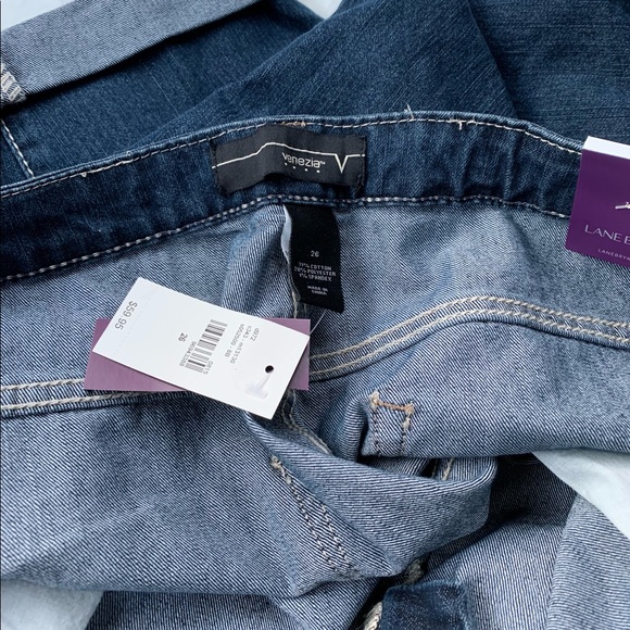 Lane Bryant Venezia 26 Boyfriend Jeans NWT - Picture 5 of 6